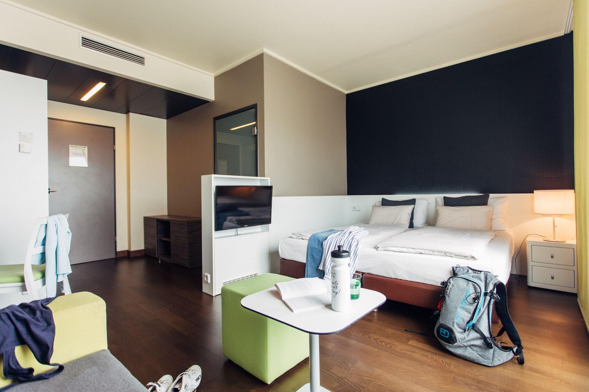 แฮรีส์ โฮม ลินซ์ โฮเทล แอนด์ อพาร์ตเมนต์ Hotel ภายนอก รูปภาพ