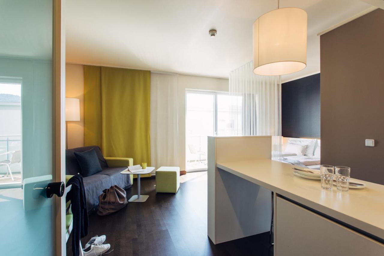 แฮรีส์ โฮม ลินซ์ โฮเทล แอนด์ อพาร์ตเมนต์ Hotel ภายนอก รูปภาพ