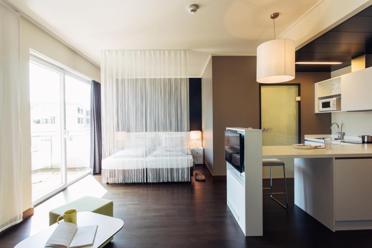 แฮรีส์ โฮม ลินซ์ โฮเทล แอนด์ อพาร์ตเมนต์ Hotel ภายนอก รูปภาพ